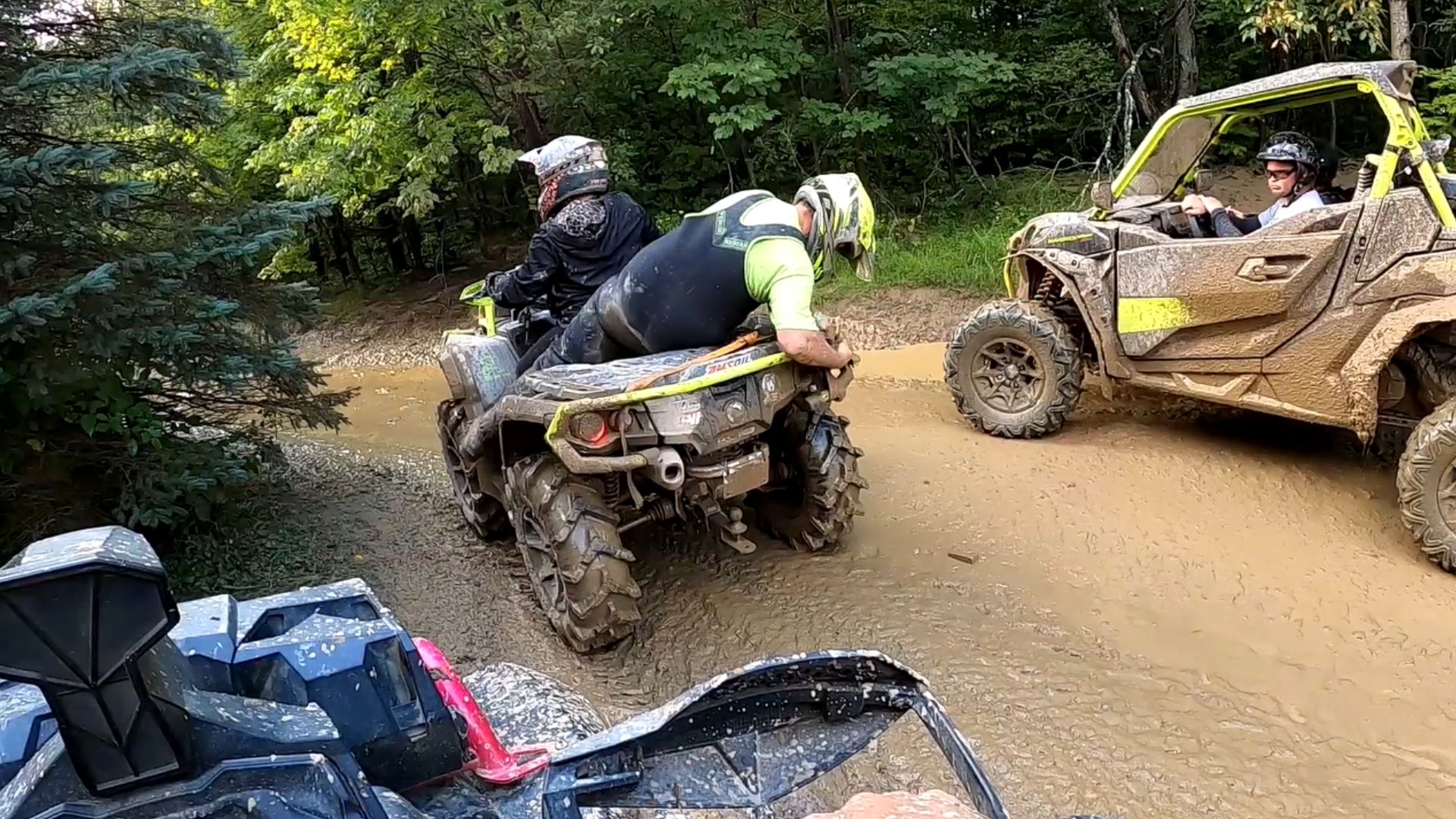 famous-off-roading-trail-19.jpg