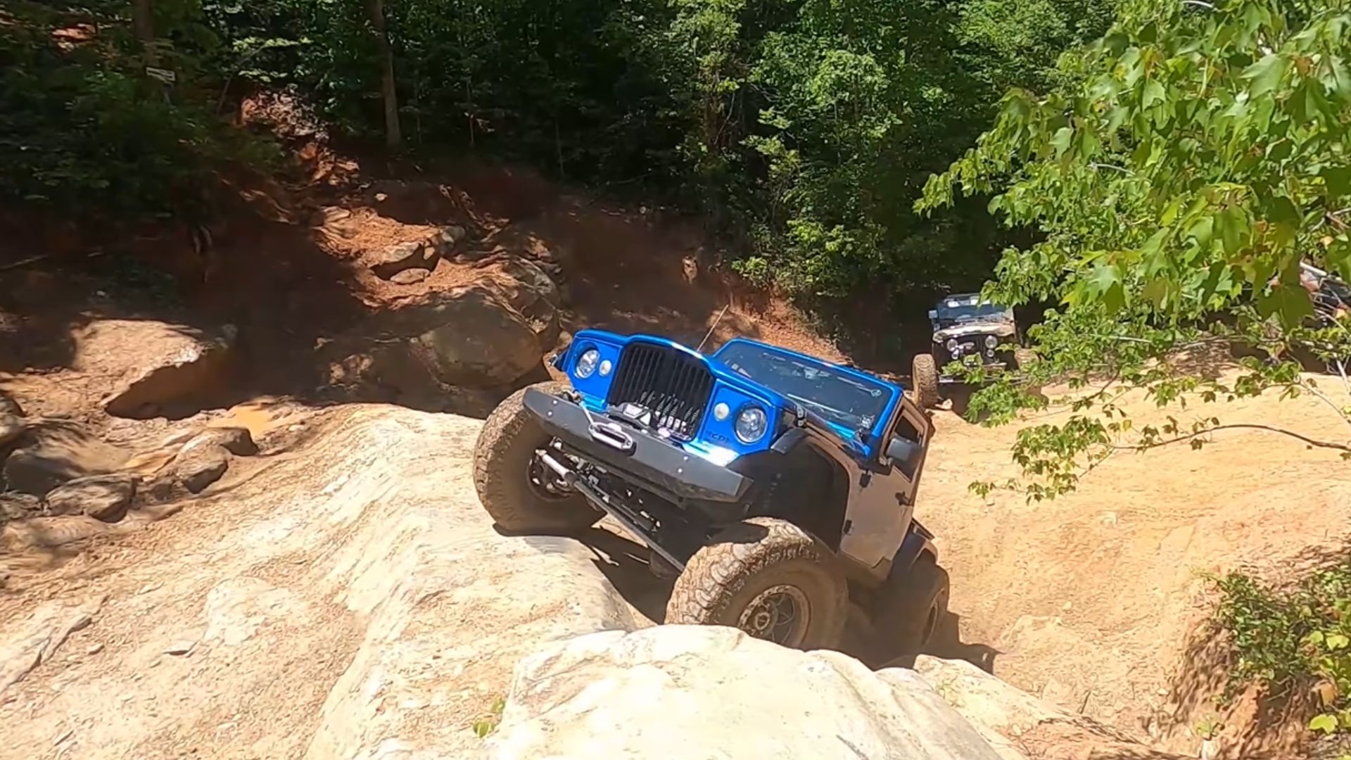 famous-off-roading-trail-8.jpg