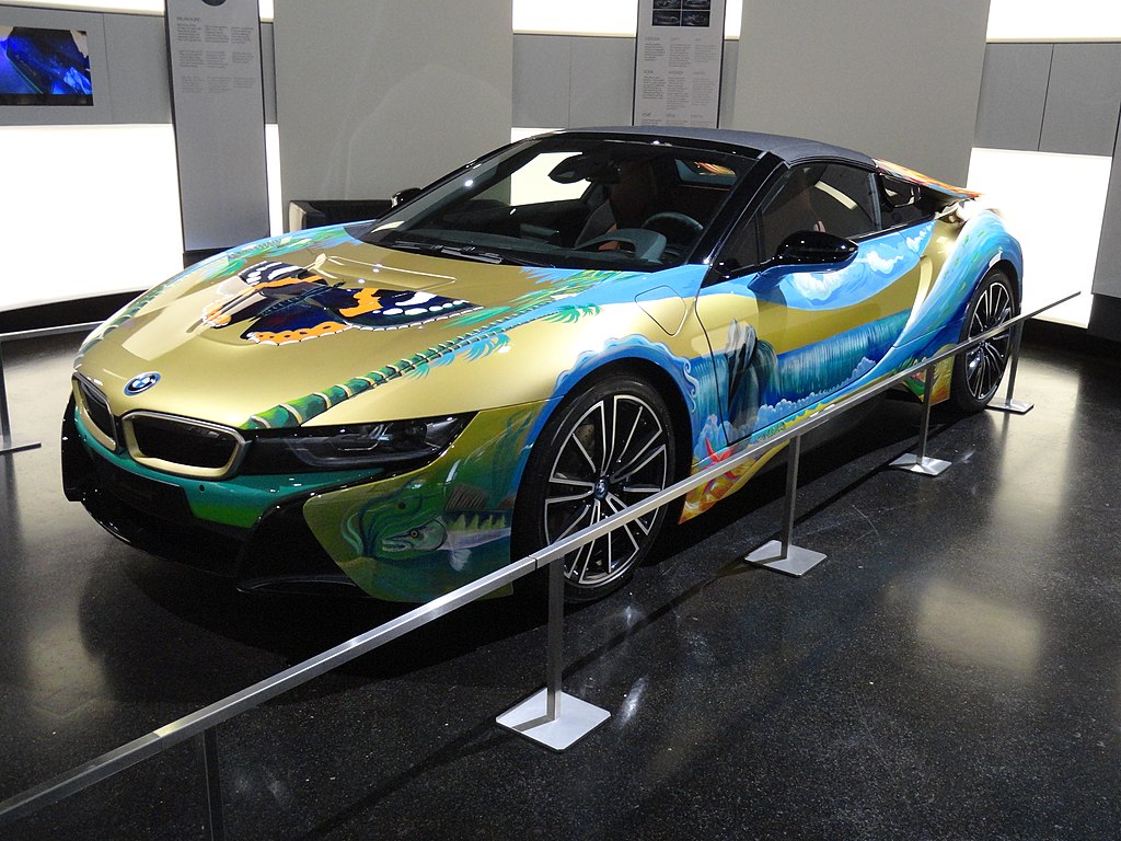 1024px-BMW_i8_Art_Car_by_Milan_Kunc_at_the_BMW_Museum_-_front_left_view.jpg