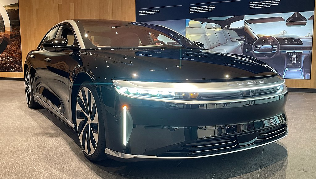 Lucid_Air_Grand_Touring_-_front.jpg