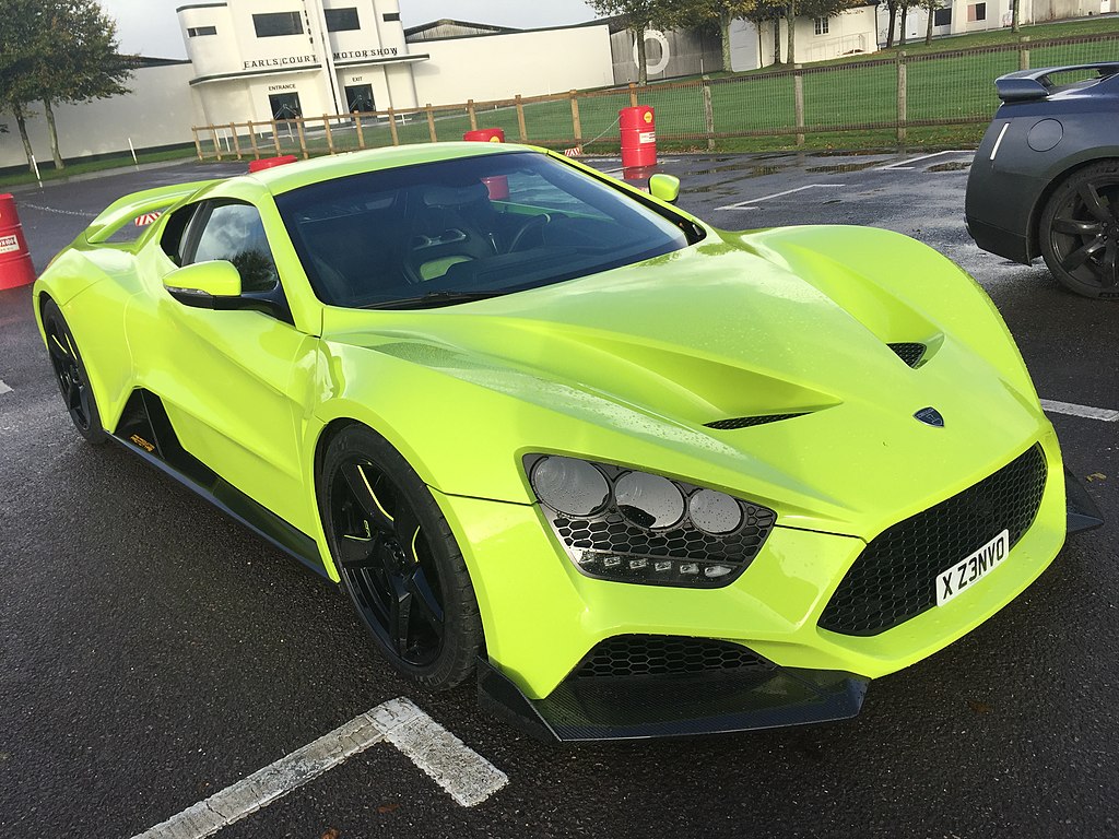 Zenvo_TS1_front_wing.jpg