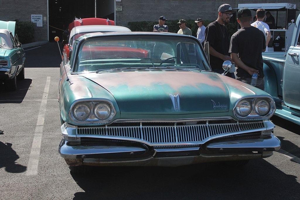 1960dodgedart-cruisinforacure.jpg